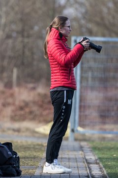 Bild 28 - F TSV Bordesholm - SG Blau Rot Holstein : Ergebnis: 3:0